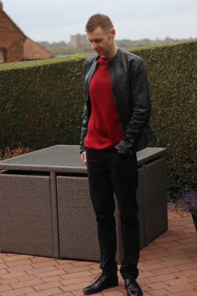 Red Cashmere Sweater – Outfit Of The Day